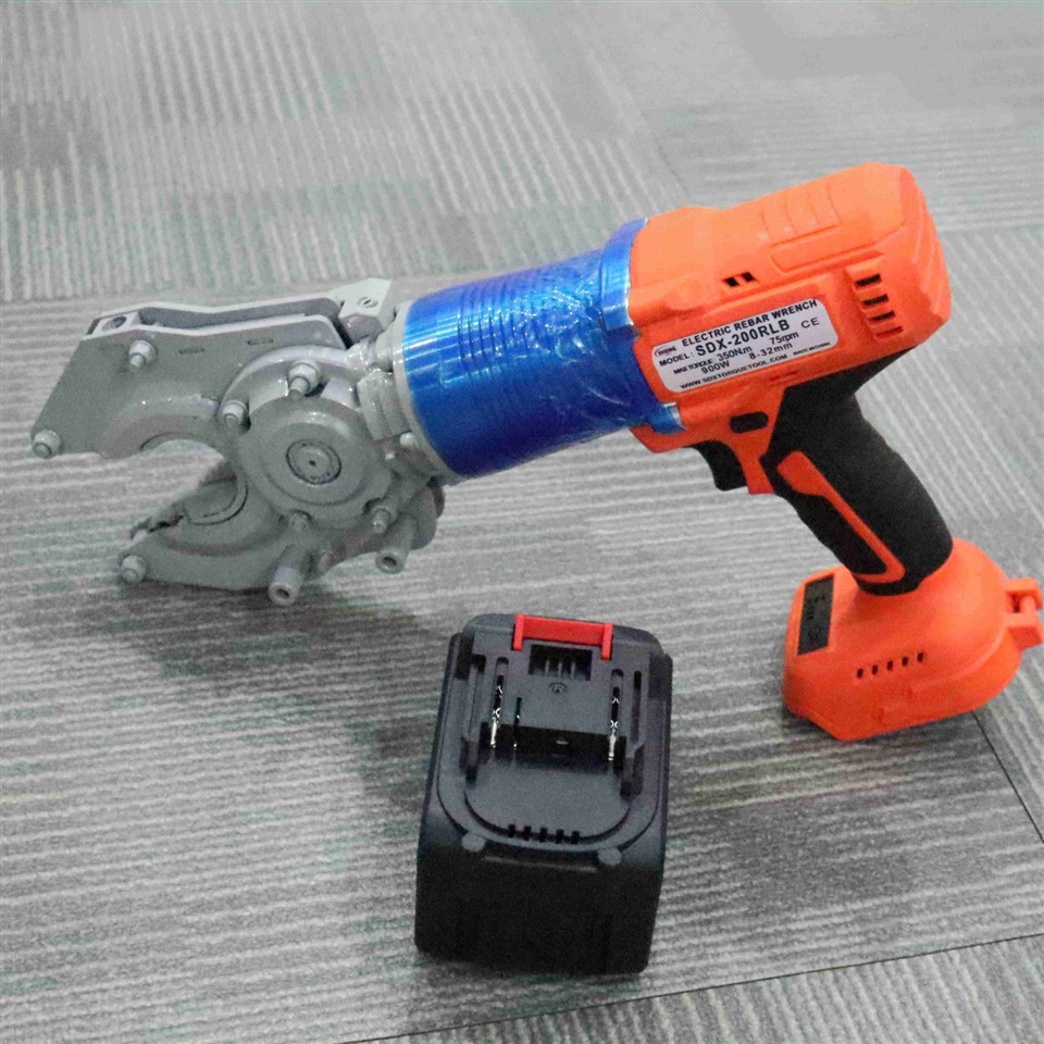 Portable electric rebar coupler wrench01